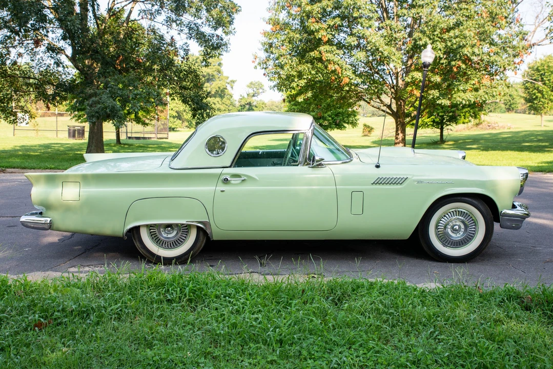 1957 Ford Thunderbird 1st Gen - Image 7 of 31