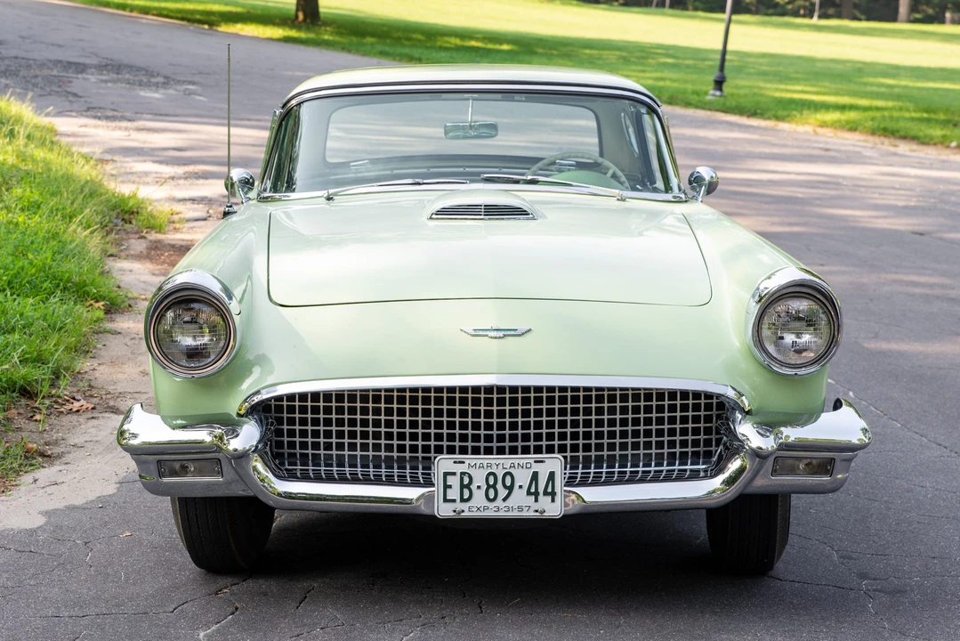 1957 Ford Thunderbird 1st Gen - Image 9 of 31