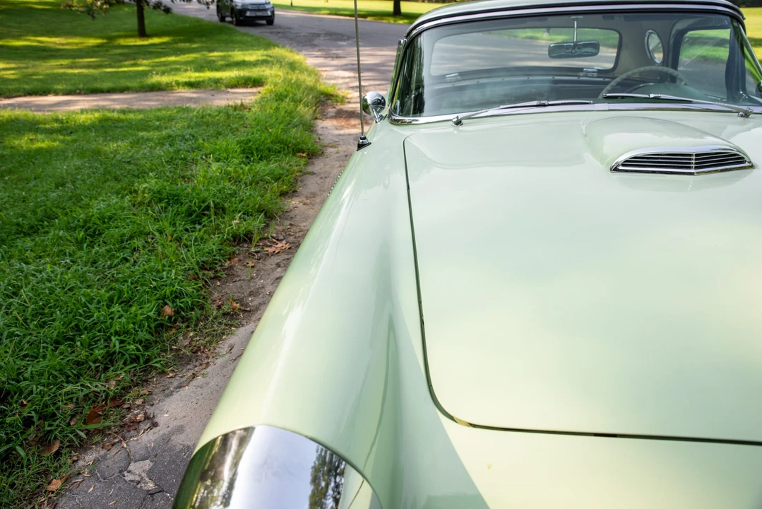 1957 Ford Thunderbird 1st Gen - Image 24 of 31