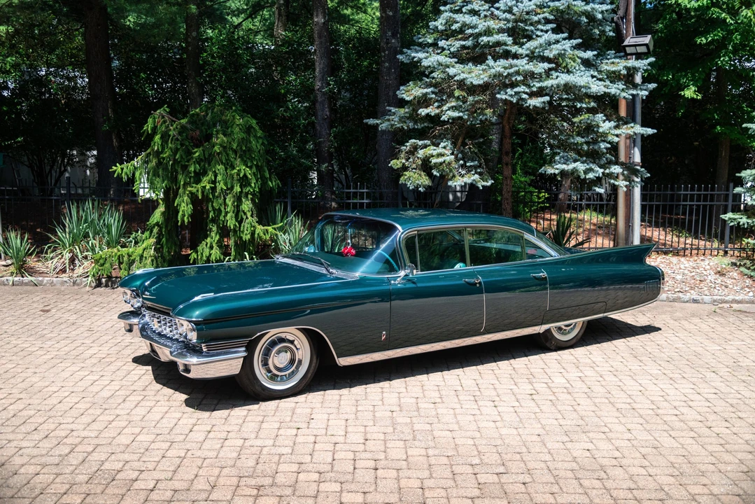 1960 Cadillac Sixty Special - Image 5 of 31