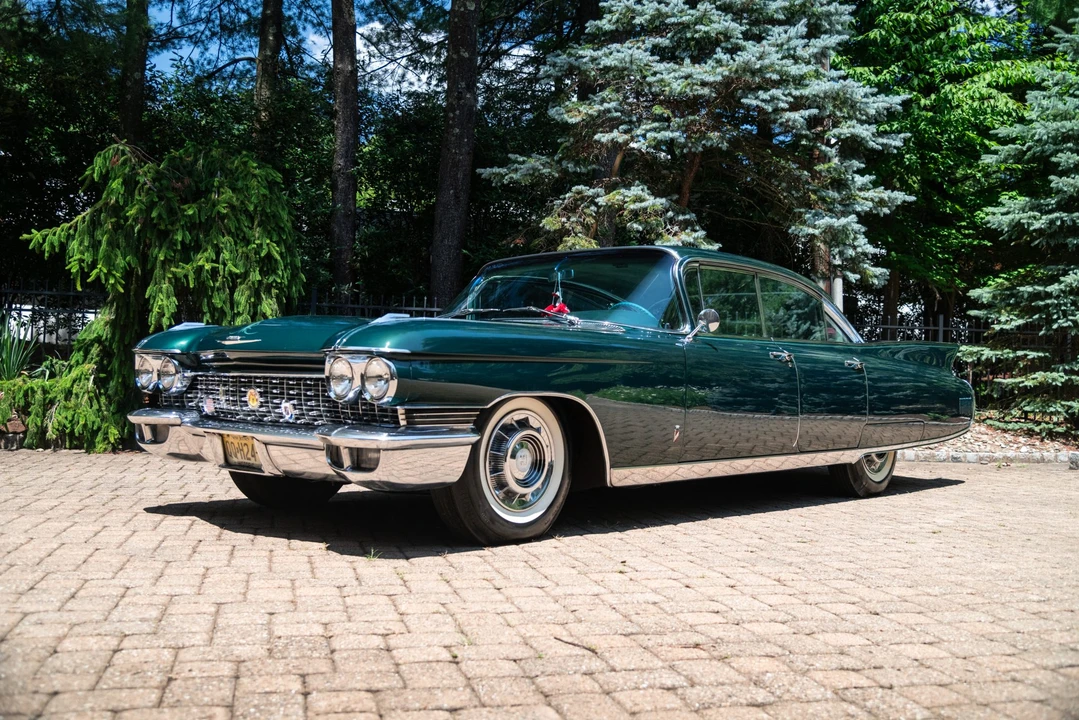1960 Cadillac Sixty Special - Image 2 of 31