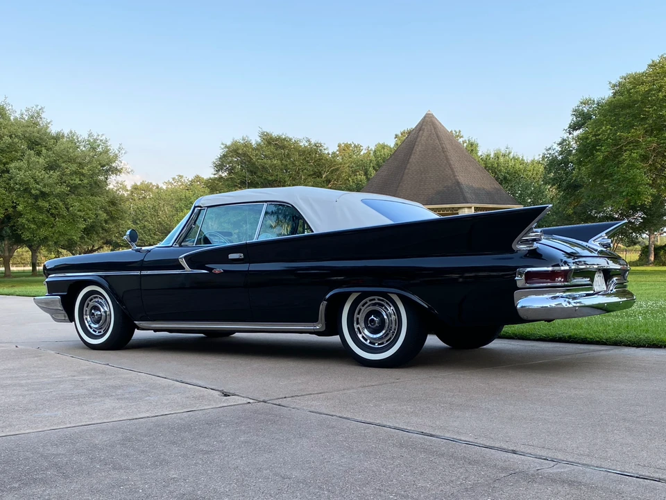1961 Chrysler Newport - Image 19 of 31