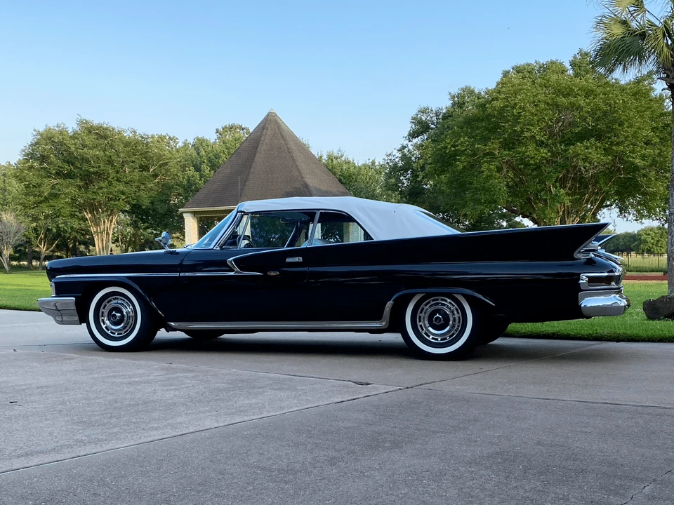 1961 Chrysler Newport - Image 20 of 31
