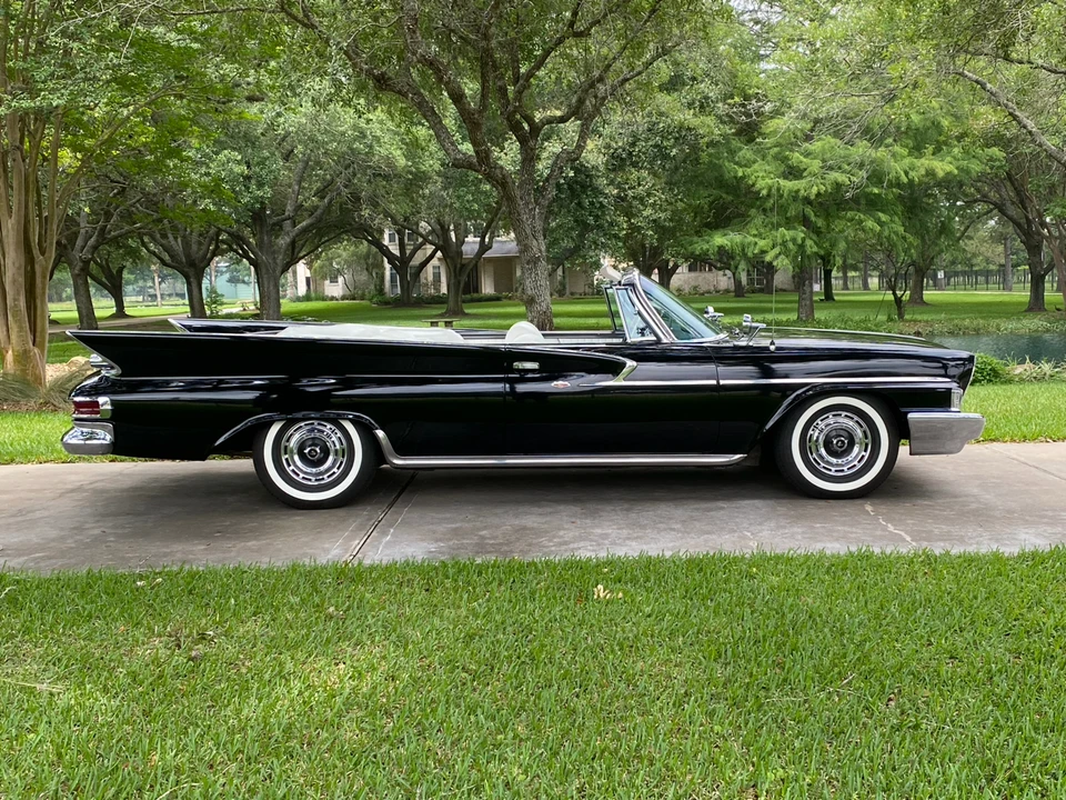 1961 Chrysler Newport - Image 8 of 31