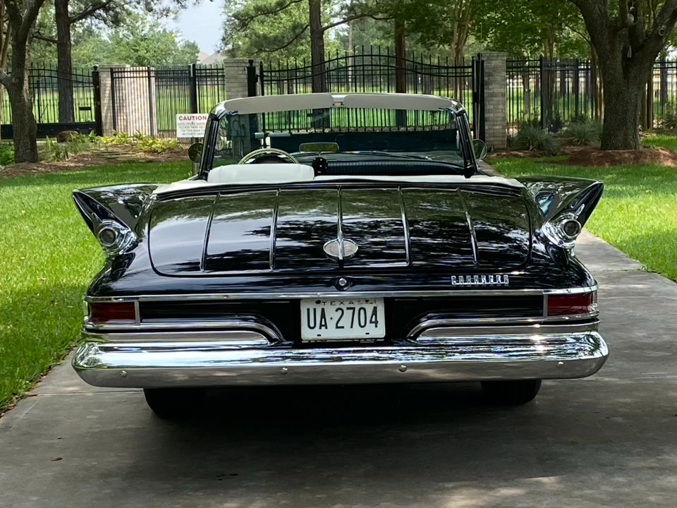 1961 Chrysler Newport - Image 13 of 31