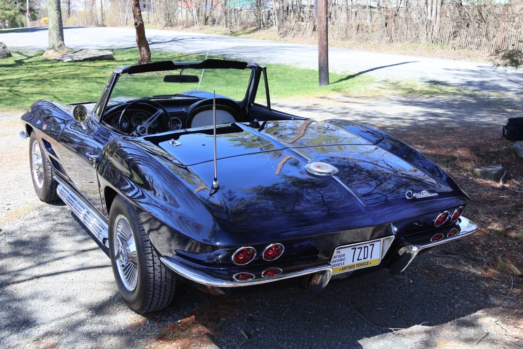 1964 Chevrolet Corvette C2 - Image 16 of 31