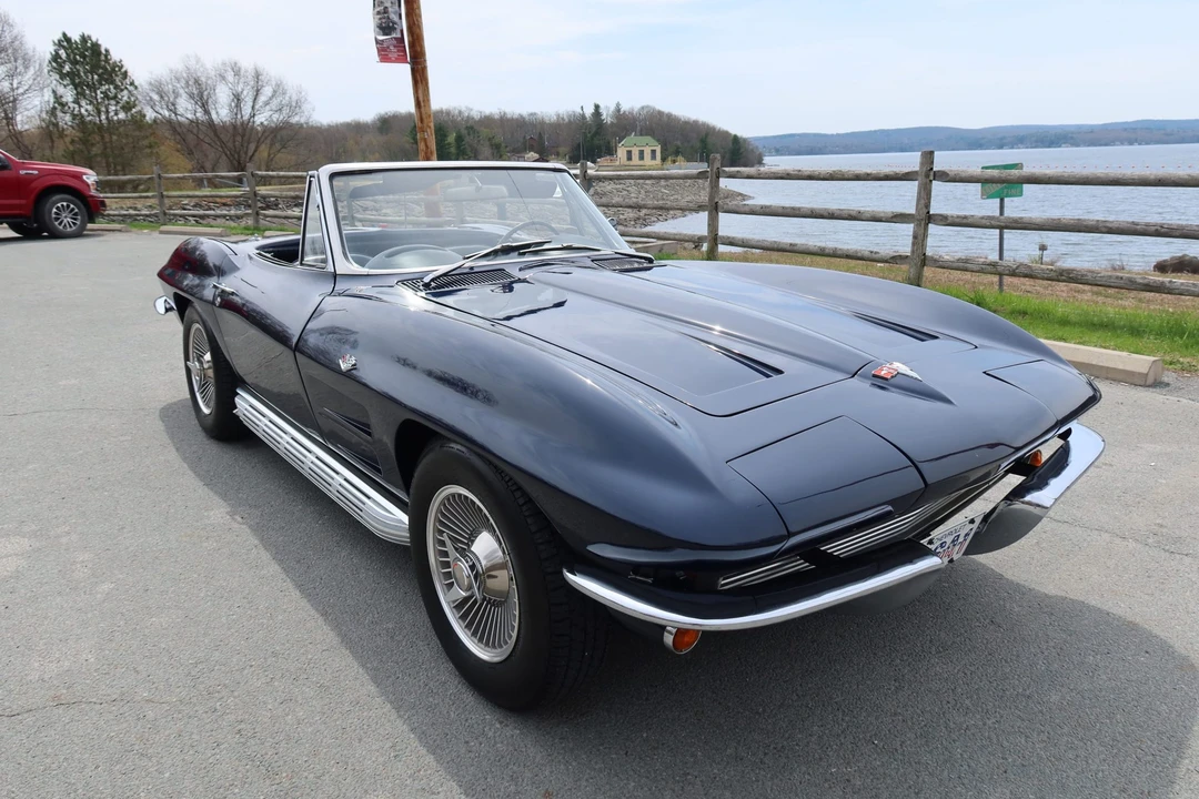 1964 Chevrolet Corvette C2 - Image 26 of 31