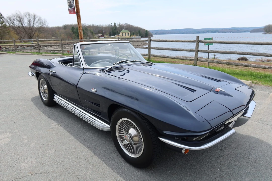 1964 Chevrolet Corvette C2 - Image 27 of 31