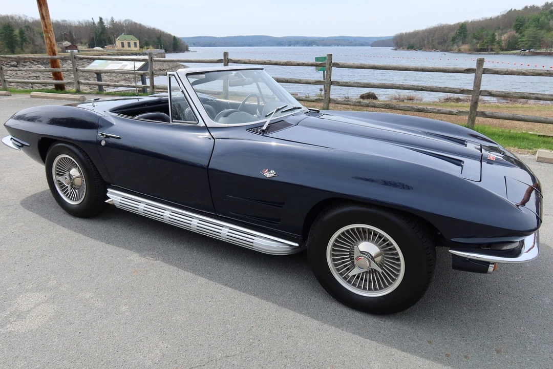 1964 Chevrolet Corvette C2 - Image 30 of 31