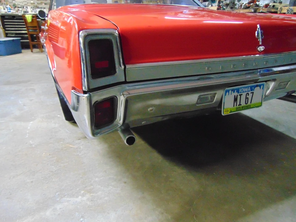 1967 Oldsmobile Cutlass Supreme - Image 9 of 31
