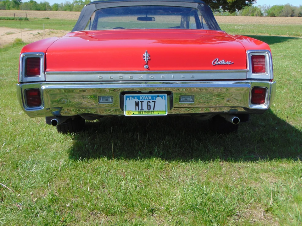 1967 Oldsmobile Cutlass Supreme - Image 6 of 31