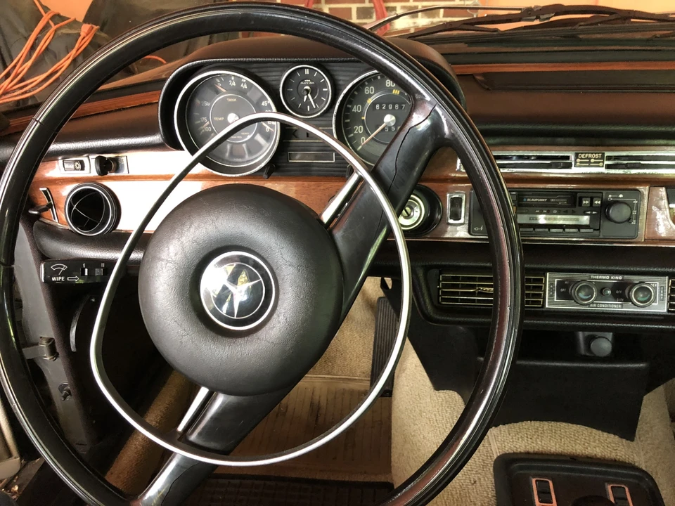 1970 Mercedes-Benz W108 & W109 - Image 27 of 31