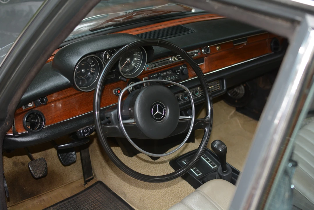1970 Mercedes-Benz W108 & W109 - Image 26 of 31