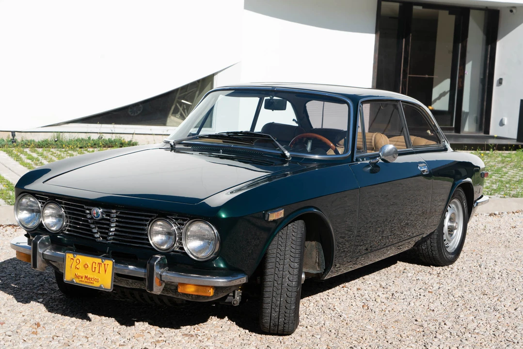 1972 Alfa Romeo 2000 GT Veloce - Image 4 of 31