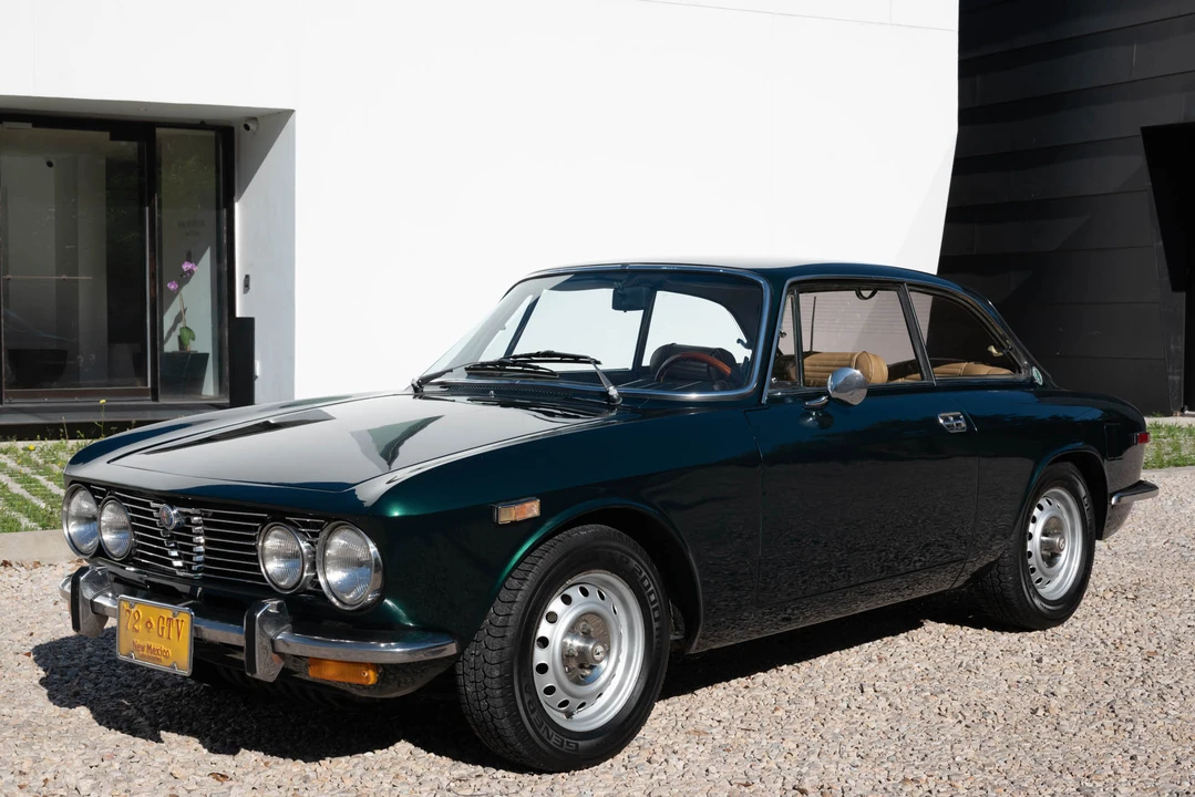 1972 Alfa Romeo 2000 GT Veloce - Image 5 of 31