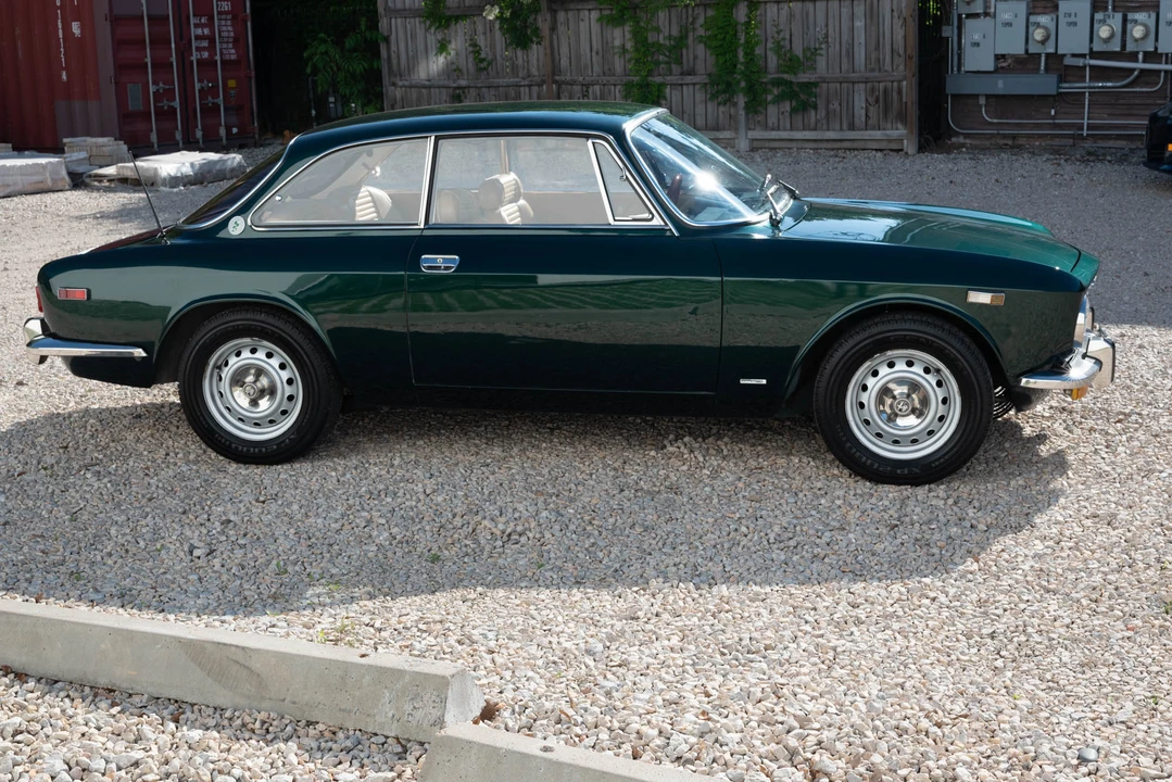 1972 Alfa Romeo 2000 GT Veloce - Image 15 of 31