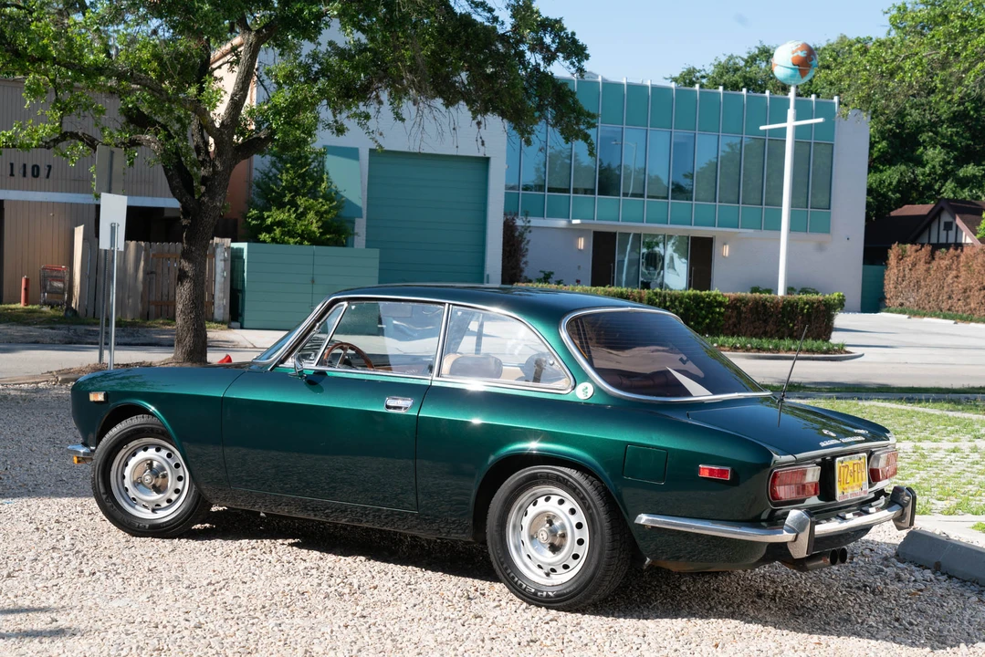 1972 Alfa Romeo 2000 GT Veloce - Image 8 of 31