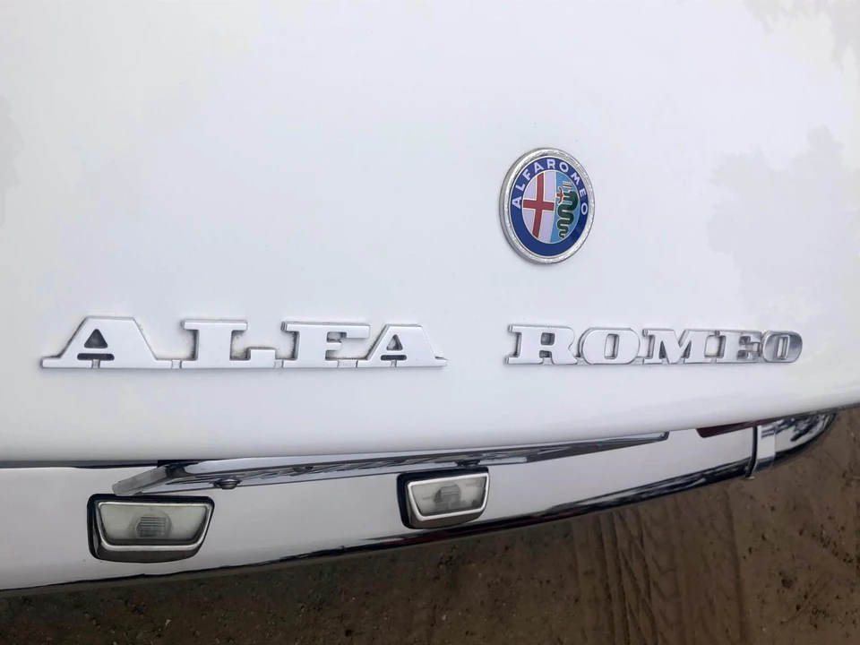 1972 Alfa Romeo 2000 GT Veloce - Image 29 of 31