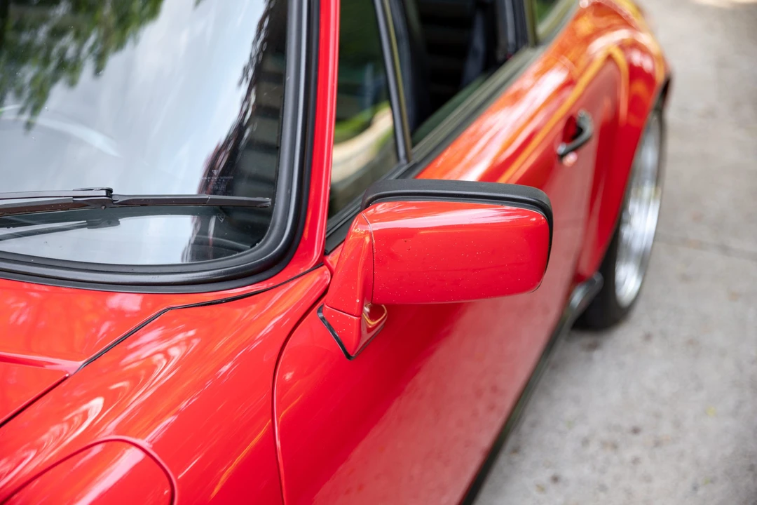 1984 Porsche 911 Carrera 3.2 - Image 17 of 31