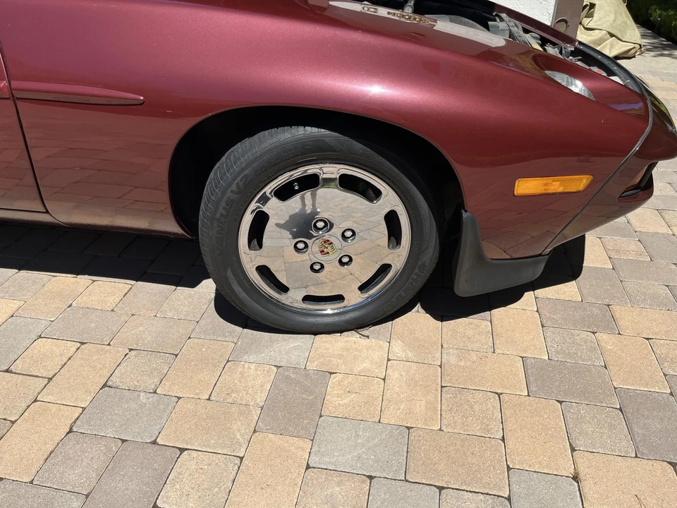 1984 Porsche 928 S - Image 29 of 31