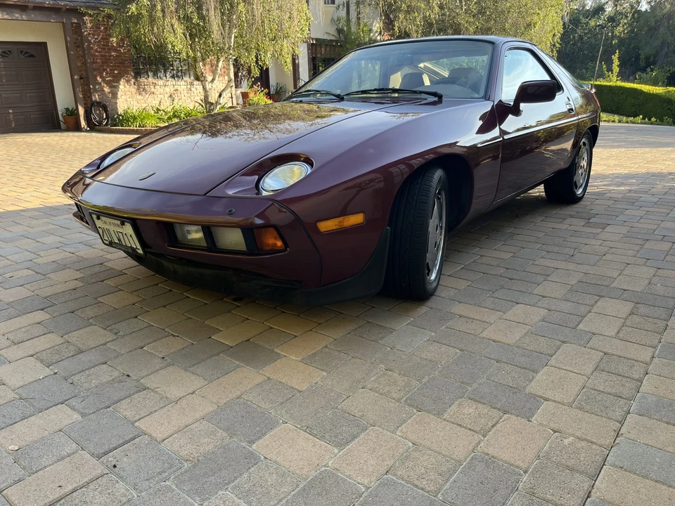 1984 Porsche 928 S - Image 4 of 31