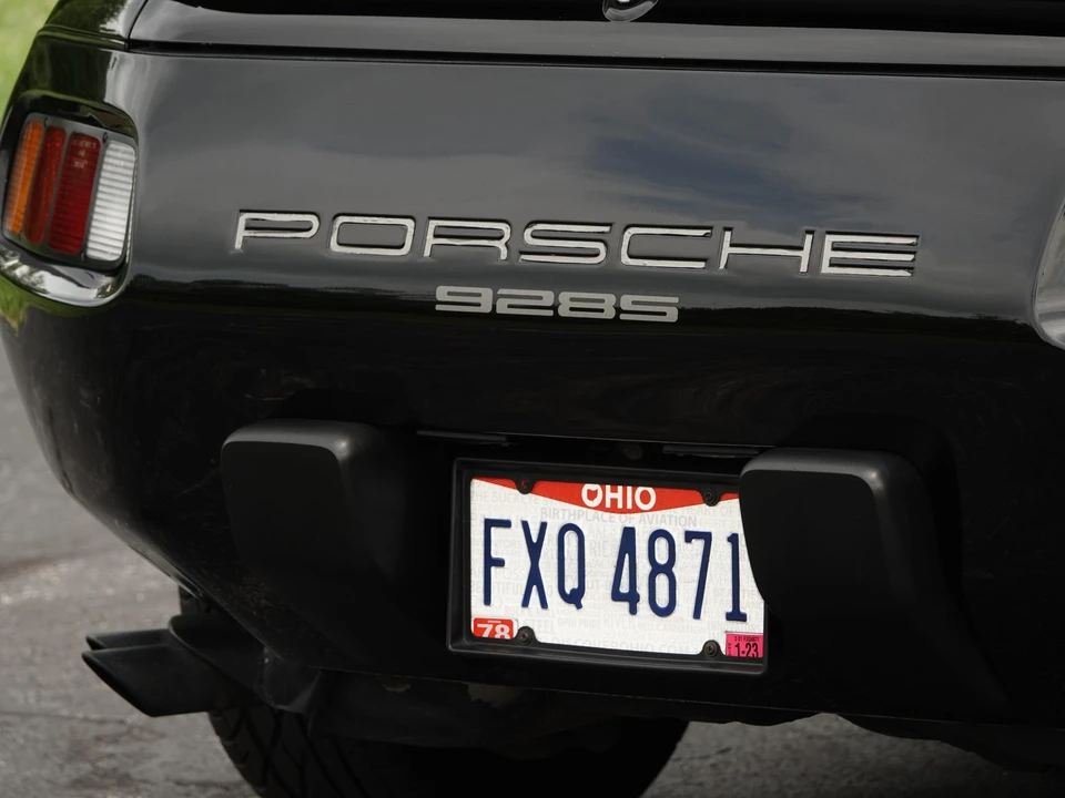 1985 Porsche 928 S - Image 15 of 31