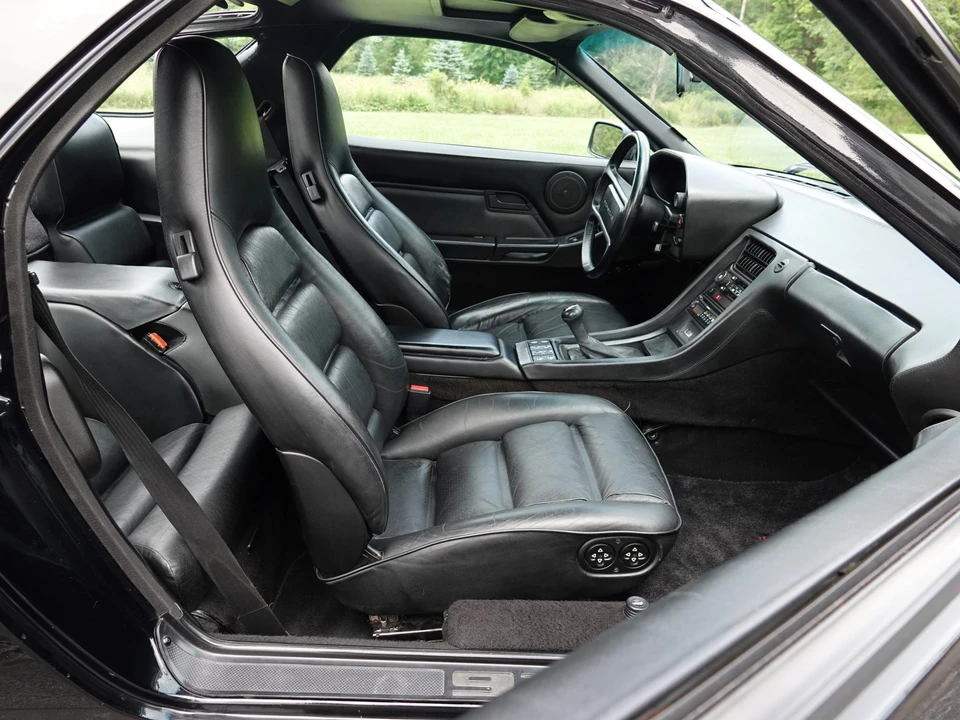 1985 Porsche 928 S - Image 28 of 31