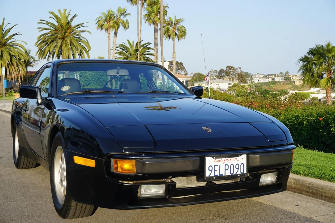 1985 Porsche 944 - Image 3 of 31