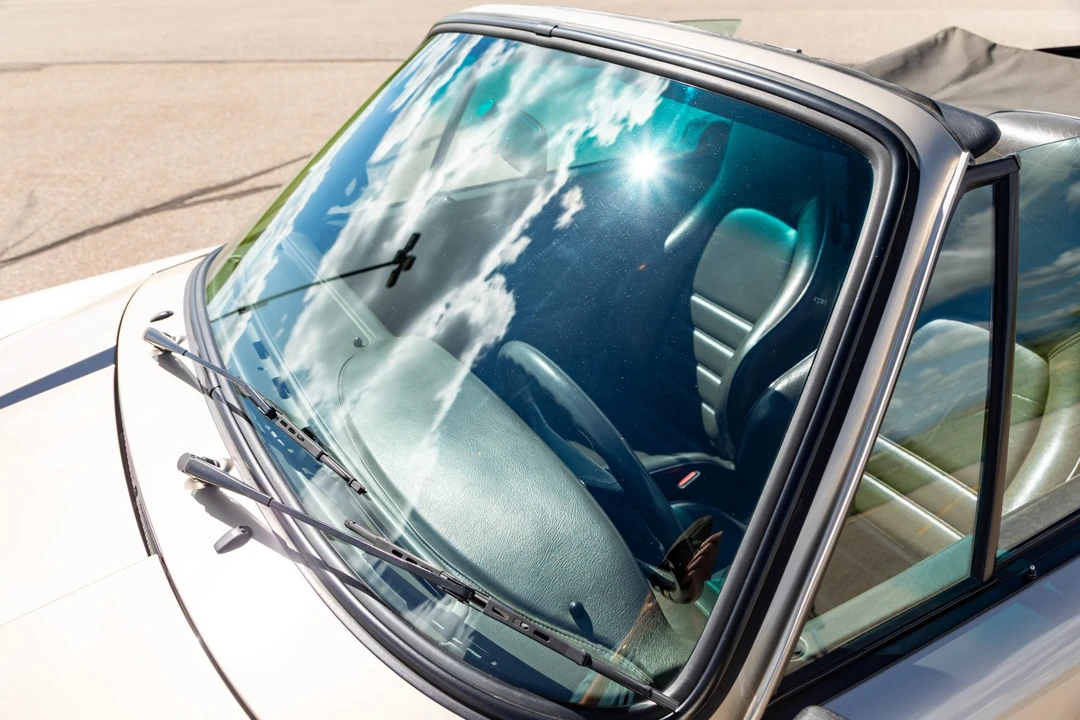 1986 Porsche 911 Carrera 3.2 - Image 30 of 31