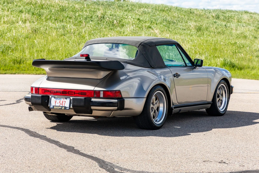 1986 Porsche 911 Carrera 3.2 - Image 13 of 31
