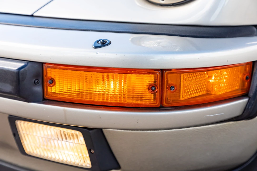 1986 Porsche 911 Carrera 3.2 - Image 25 of 31