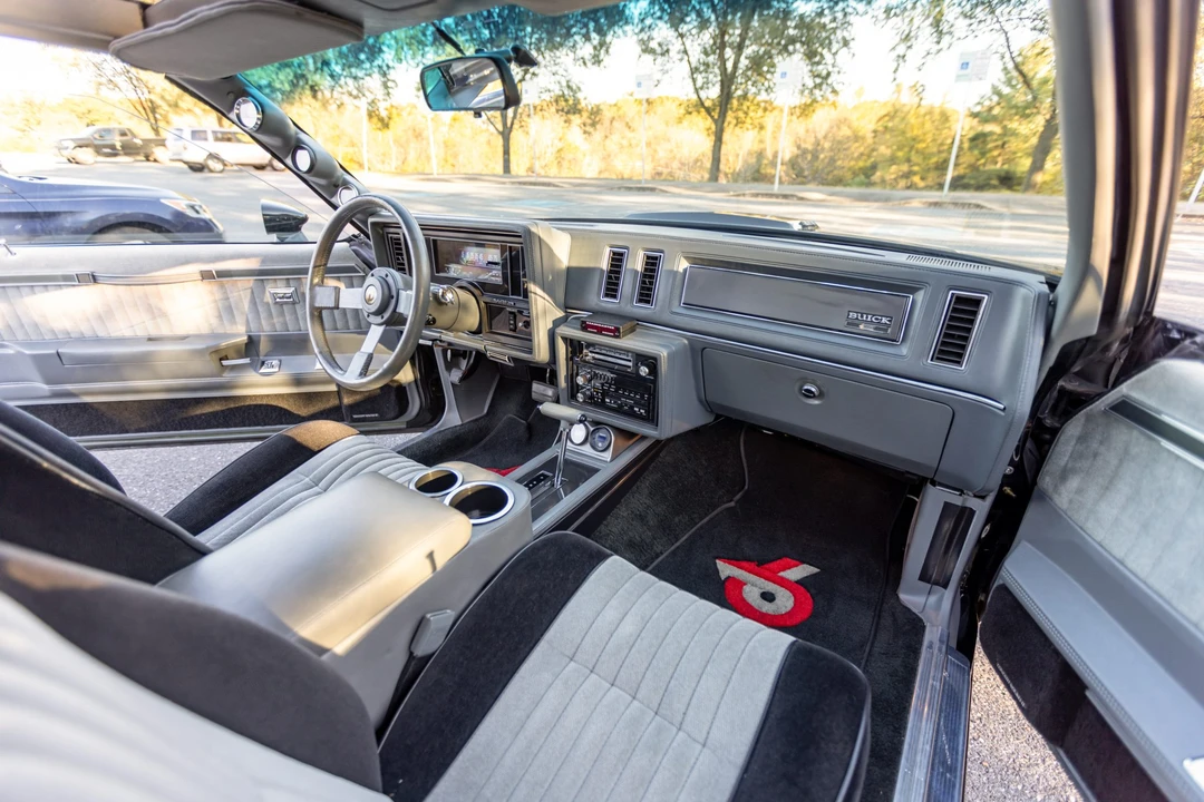 1987 Buick Grand National - Image 29 of 31