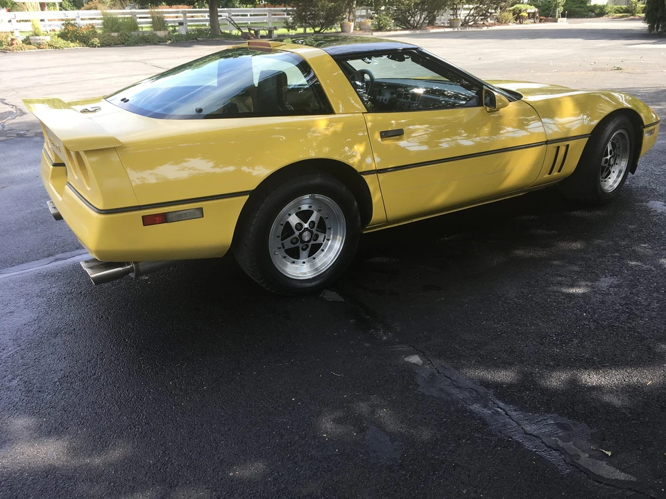 1987 Chevrolet Corvette C4 - Image 16 of 31