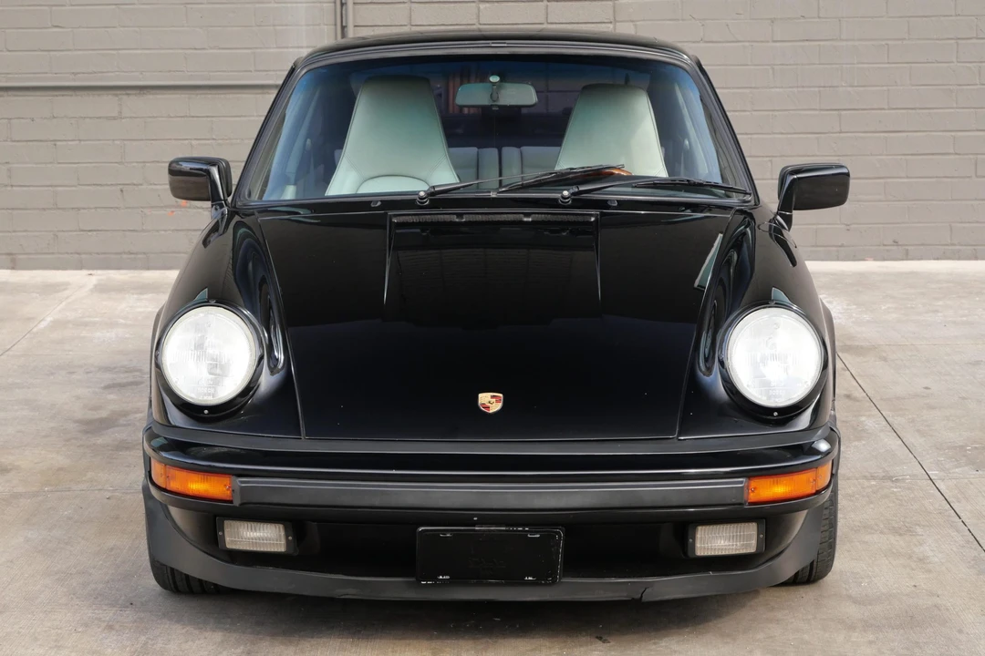 1987 Porsche 911 Carrera 3.2 - Image 4 of 31