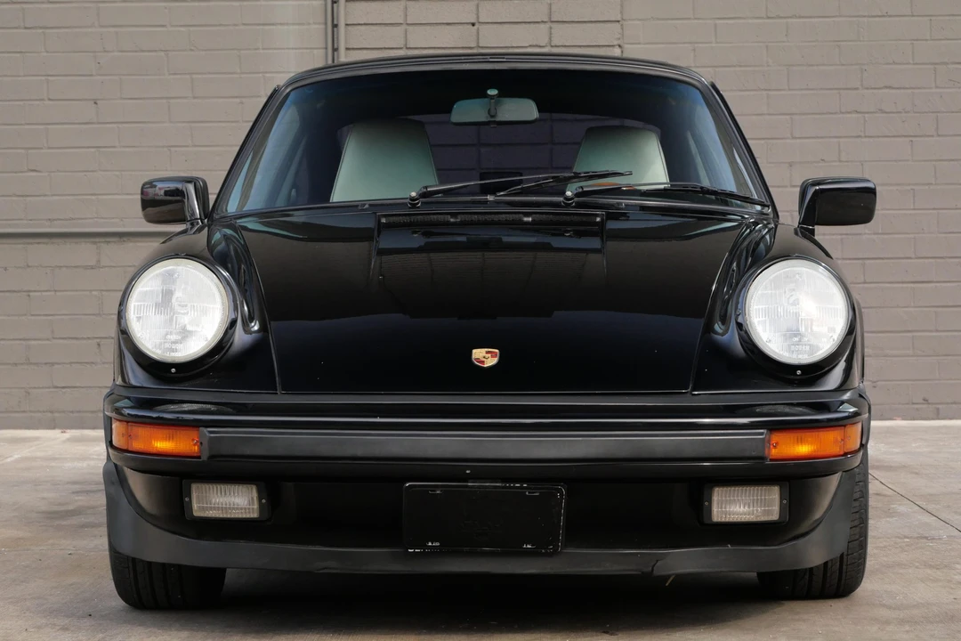 1987 Porsche 911 Carrera 3.2 - Image 5 of 31