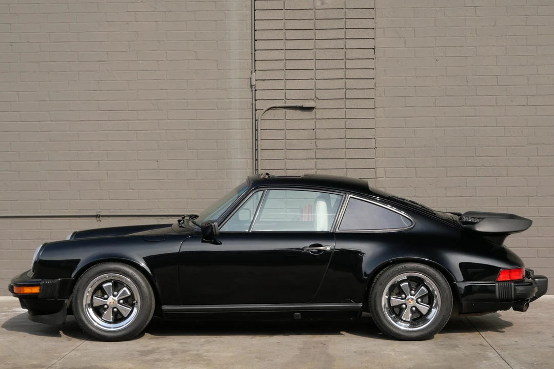 1987 Porsche 911 Carrera 3.2 - Image 9 of 31