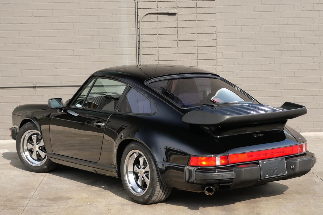 1987 Porsche 911 Carrera 3.2 - Image 11 of 31
