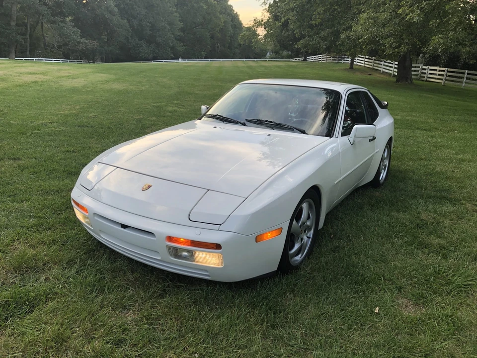 1987 Porsche 944 Turbo - Image 8 of 31