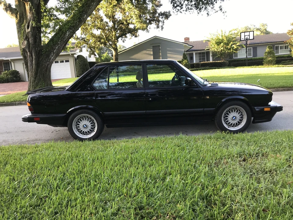 1988 BMW E28 M5 - Image 22 of 31