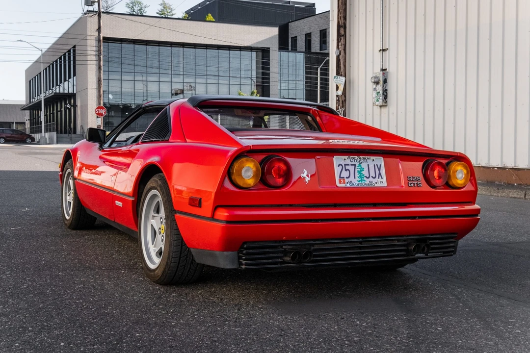 1988 Ferrari 328 GTS - Image 5 of 31
