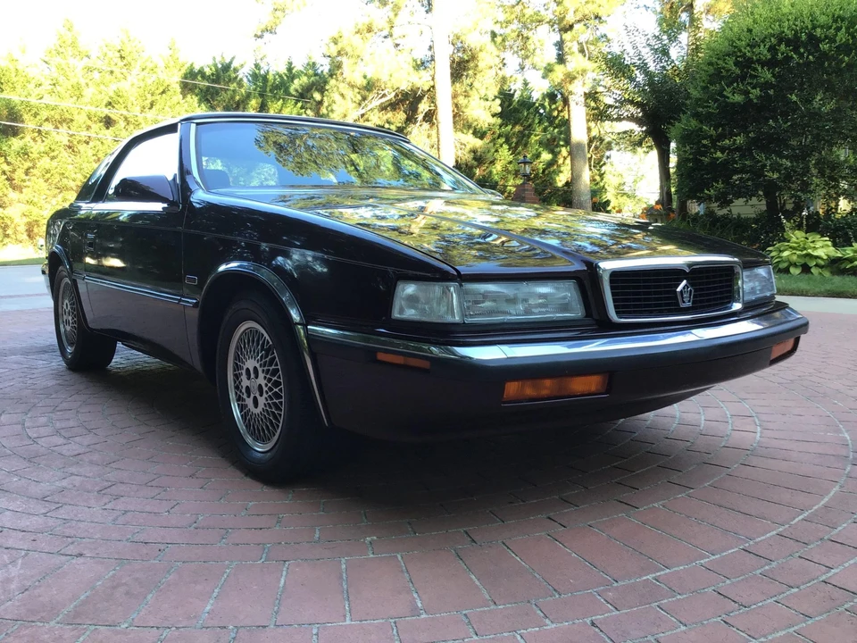 1989 Chrysler TC by Maserati - Image 16 of 31