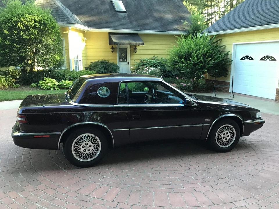 1989 Chrysler TC by Maserati - Image 13 of 31