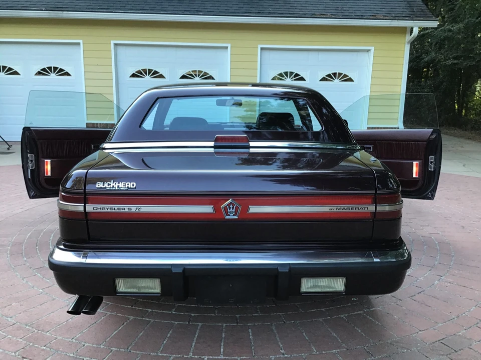 1989 Chrysler TC by Maserati - Image 9 of 31