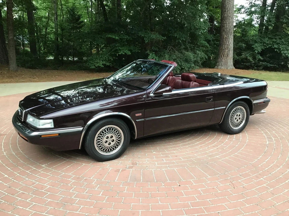 1989 Chrysler TC by Maserati - Image 20 of 31