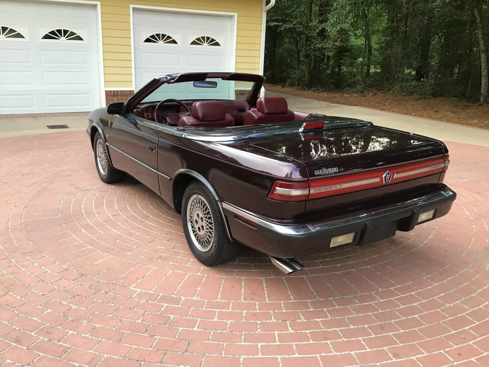 1989 Chrysler TC by Maserati - Image 22 of 31