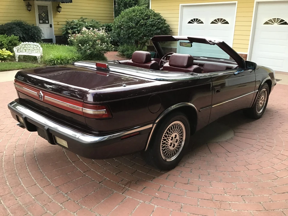1989 Chrysler TC by Maserati - Image 24 of 31