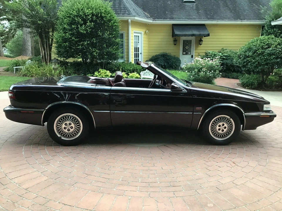 1989 Chrysler TC by Maserati - Image 25 of 31