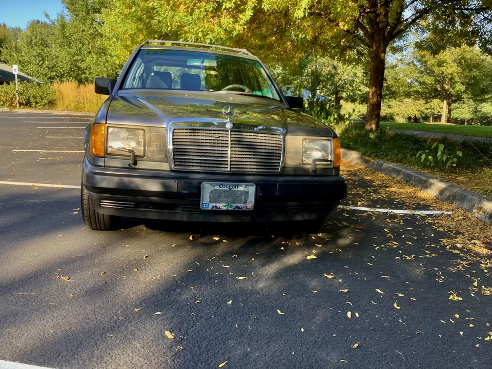 1989 Mercedes-Benz W124 E-Class - Image 4 of 31