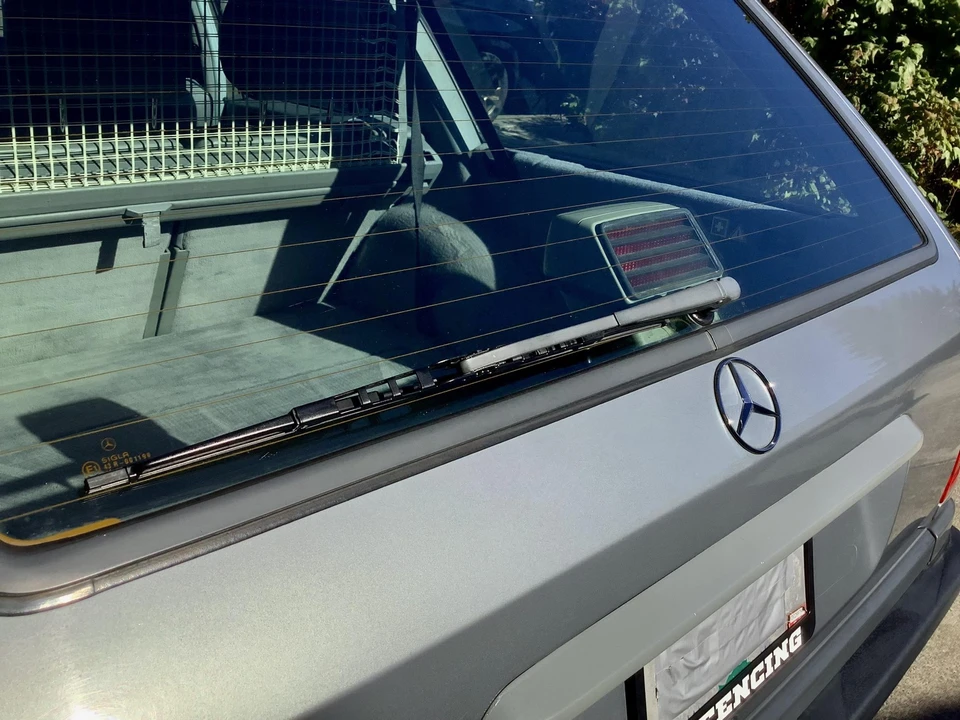 1989 Mercedes-Benz W124 E-Class - Image 15 of 31