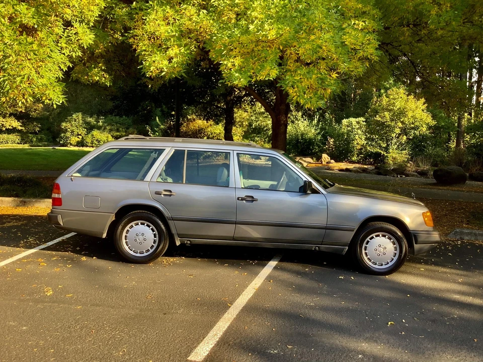 1989 Mercedes-Benz W124 E-Class - Image 8 of 31